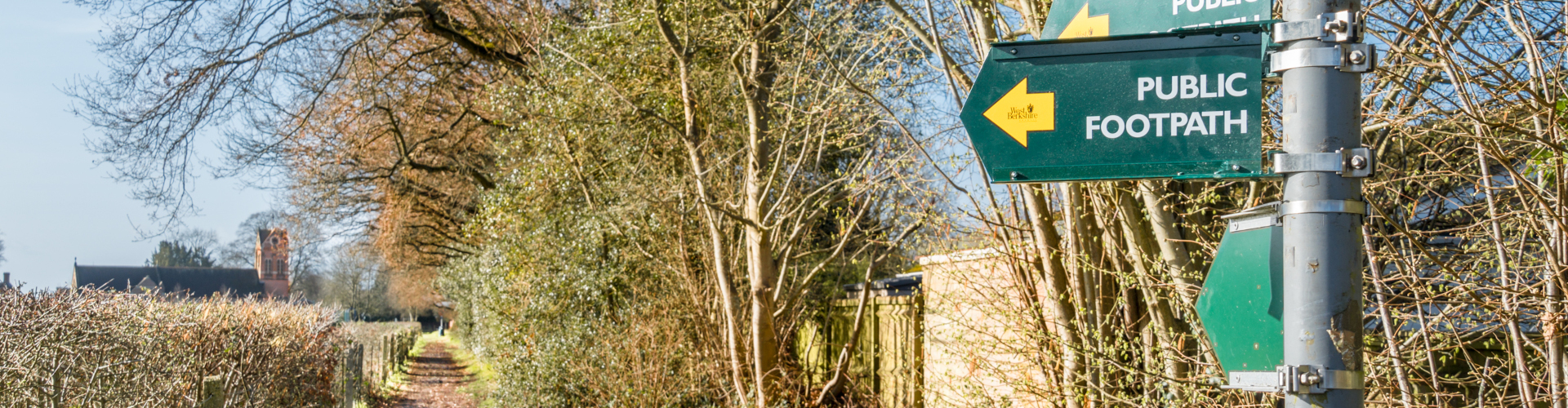 Footpaths in Mortimer